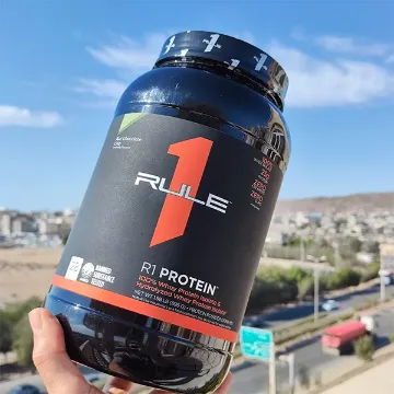 وی ایزوله رول وان 900 گرمی | Rule One Protein Whey Isolate 900gr- سم سون شاپ-sam7shop.ir