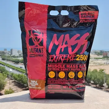 گینر مس اکستریم ۲۵۰۰ موتانت ۵۴۵۰ گرم | Mutant Mass Extreme 2500 Gainer 12lb-سم7شاپ-sam7shop.ir