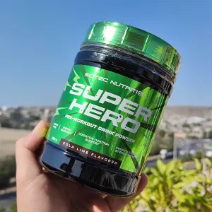 پمپ سوپر هیرو سایتک نوتریشن | Scitec Superhero Pre-Workout Supplement- سم7شاپ-sam7shop.ir